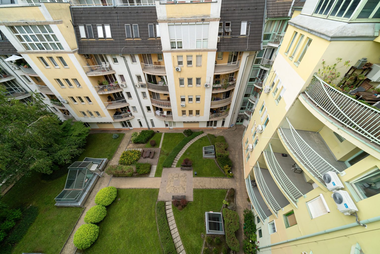 Your Ultimate Guide To Finding The Perfect Erasmus Apartment In Your Ultimate Guide To Finding The Perfect Erasmus Apartment In